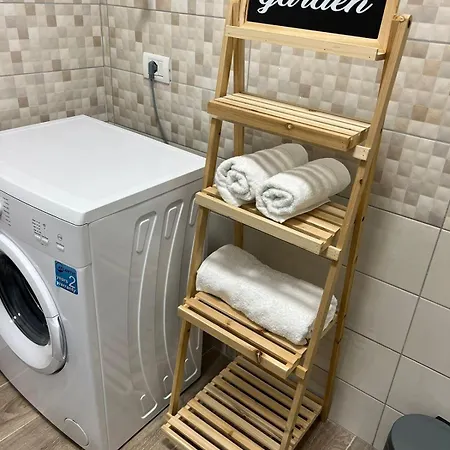 Poppy Apartman
